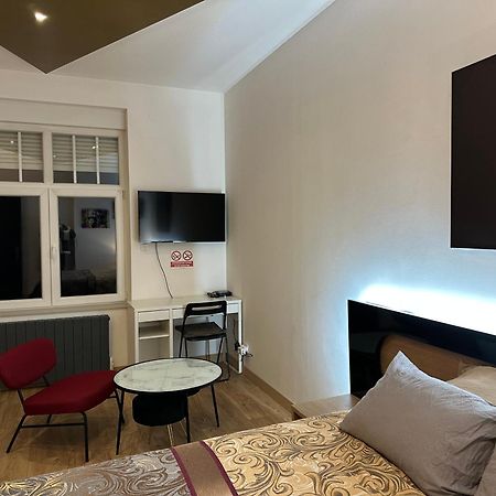 Serenity Bed Palace 2 Metz Gare المظهر الخارجي الصورة