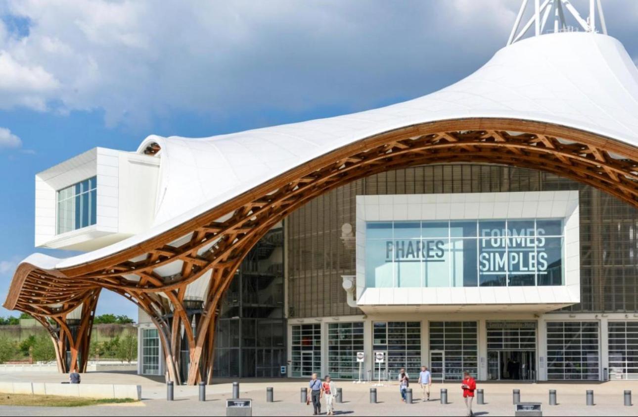 Serenity Bed Palace 2 Metz Gare المظهر الخارجي الصورة