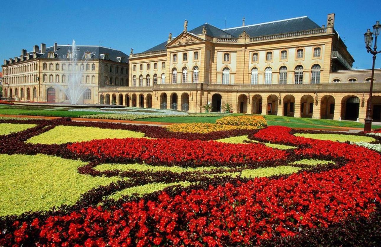 Serenity Bed Palace 2 Metz Gare المظهر الخارجي الصورة