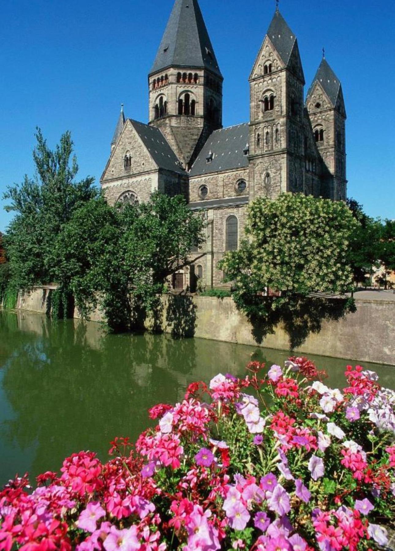 Serenity Bed Palace 2 Metz Gare المظهر الخارجي الصورة