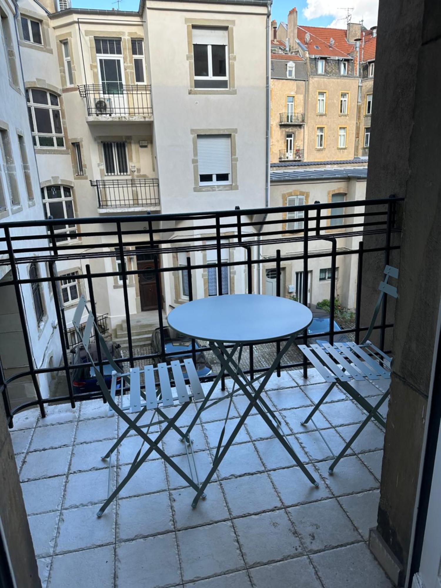 Serenity Bed Palace 2 Metz Gare المظهر الخارجي الصورة