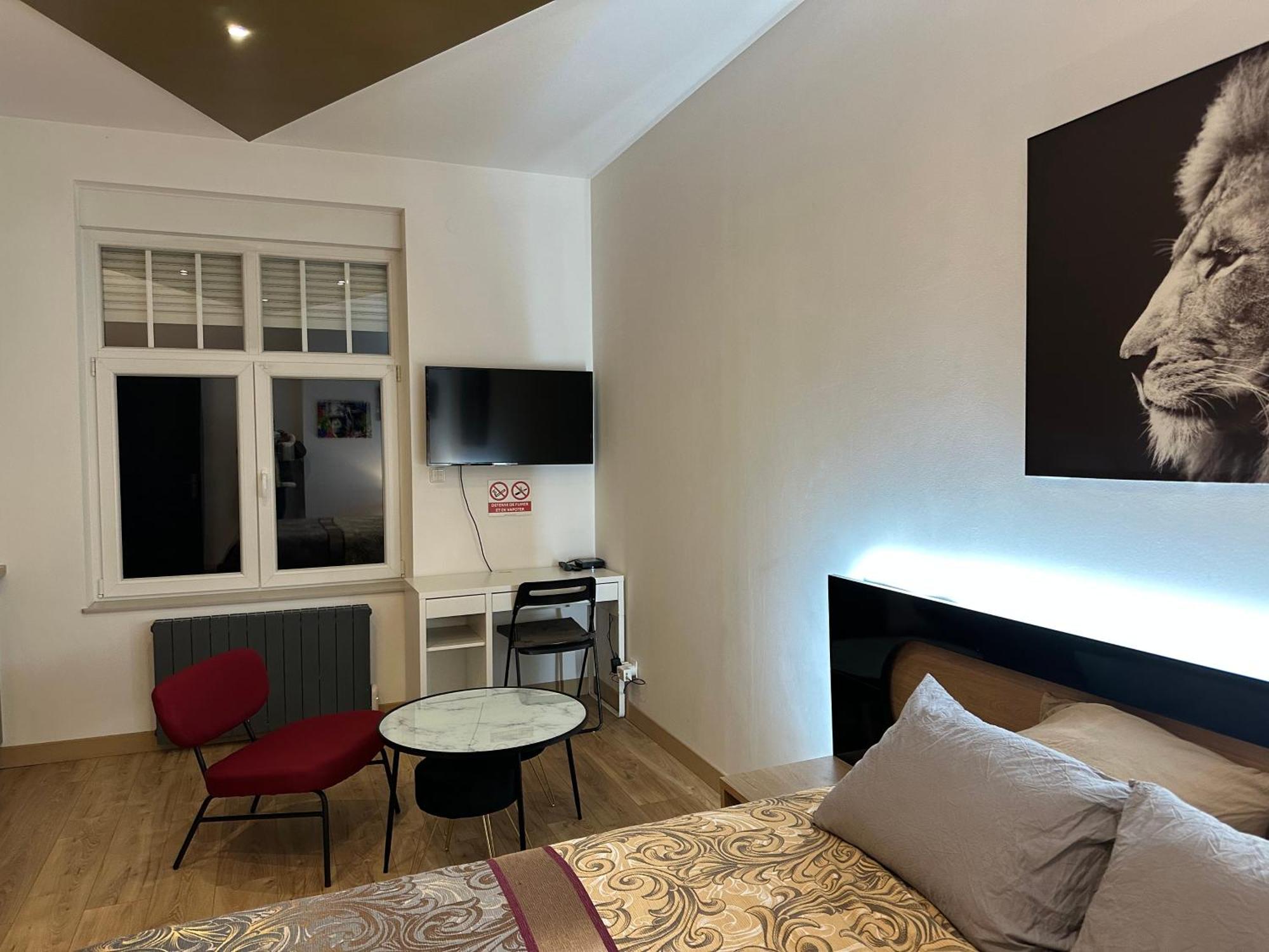 Serenity Bed Palace 2 Metz Gare المظهر الخارجي الصورة