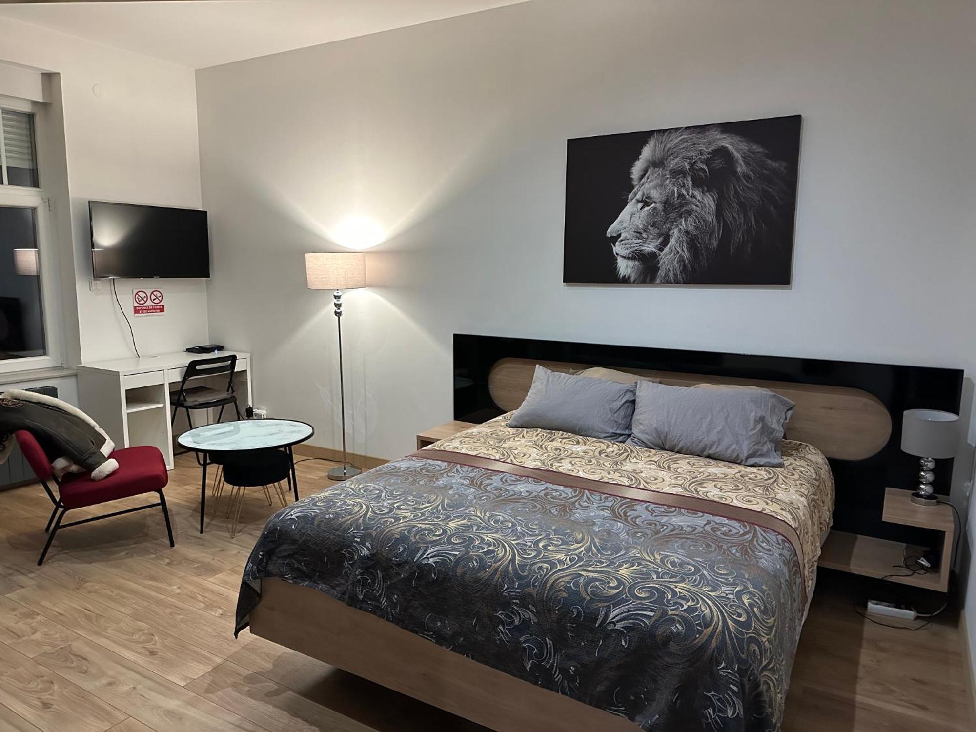 Serenity Bed Palace 2 Metz Gare المظهر الخارجي الصورة